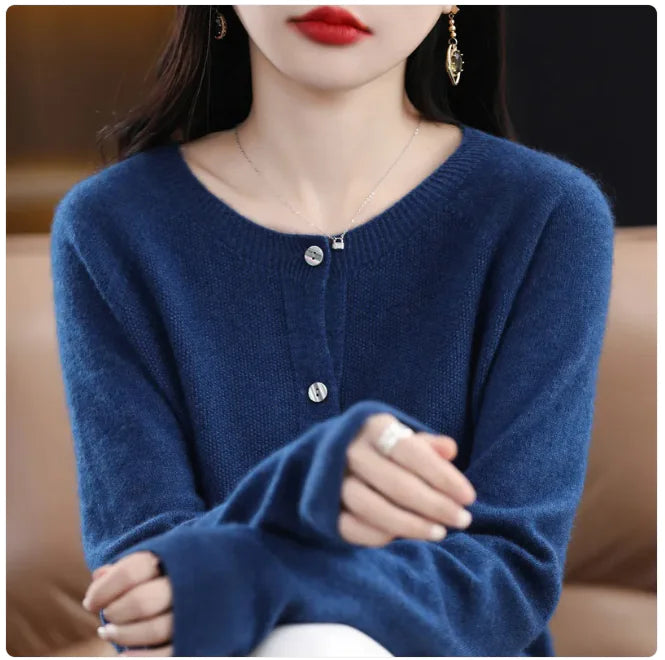 Chic Women's Wool Cardigan - Elegant & Comfy