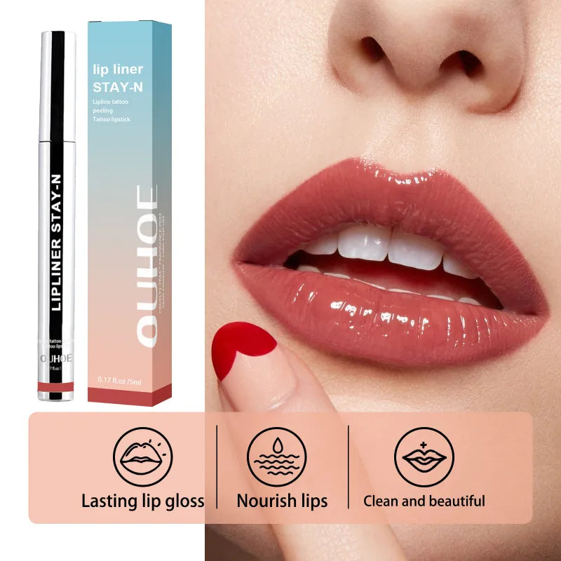 Duo crayon à lèvres marron foncé longue tenue et gloss repulpant