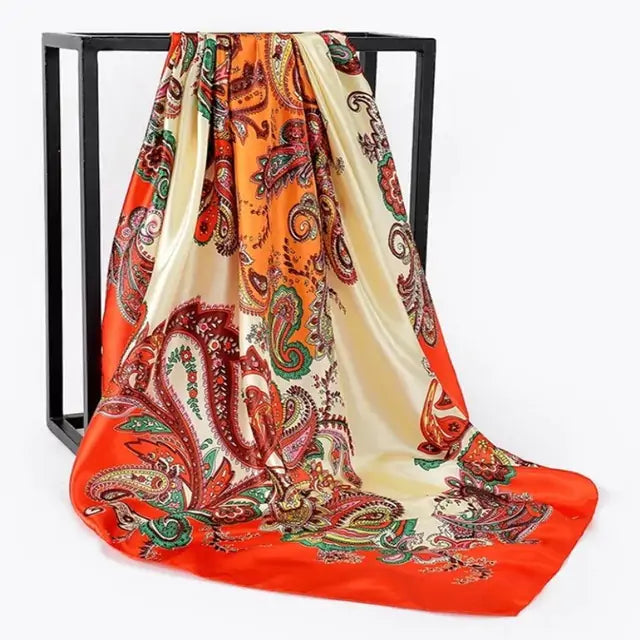 Écharpe en soie élégante pour femme - Luxueuse et polyvalente