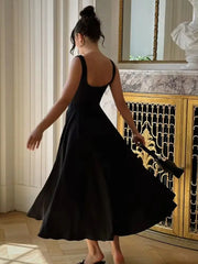 Robe longue trapèze élégante à col carré - Parfaite pour les soirées