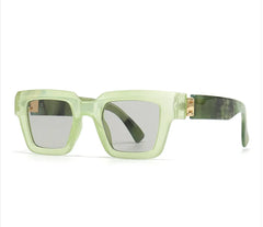 Lunettes de soleil rétro chics pour femmes - Des lunettes colorées et élégantes