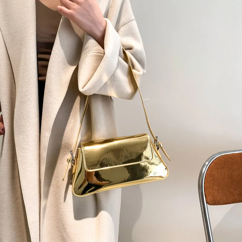 Elegant Flip Messenger Bag for Women - Chic Underarm Shoulder Style