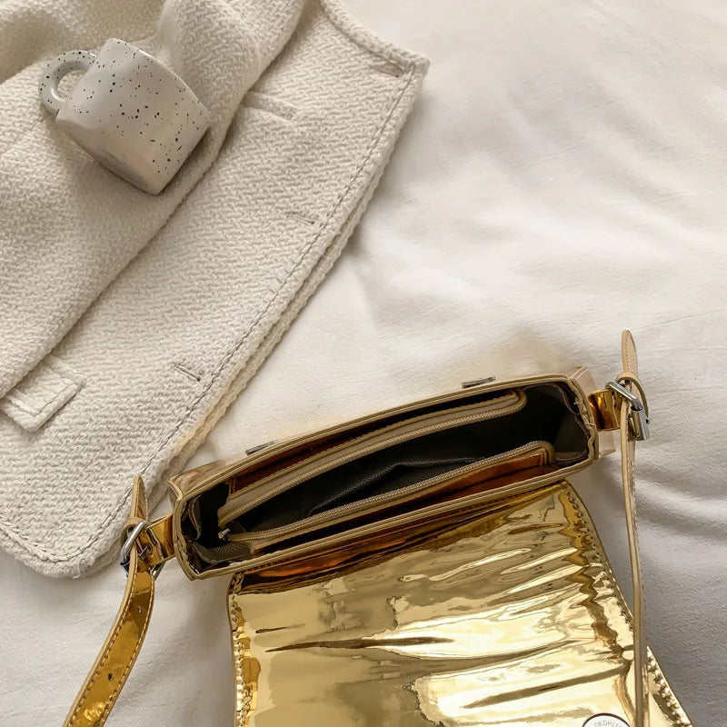 Elegant Flip Messenger Bag for Women - Chic Underarm Shoulder Style