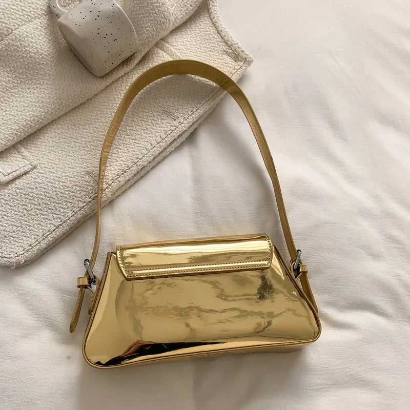 Elegant Flip Messenger Bag for Women - Chic Underarm Shoulder Style