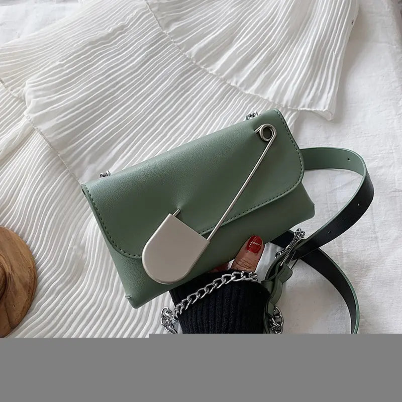 Chic Women's Crossbody Bag with Adjustable Chain Strap