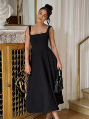 Robe longue trapèze élégante à col carré - Parfaite pour les soirées