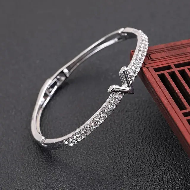 Geometric Nail Bracelet with Zircon Rhinestones
