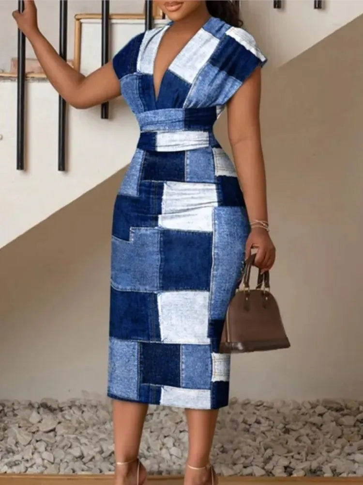 Robe mi-longue moulante imprimée à col en V pour femme