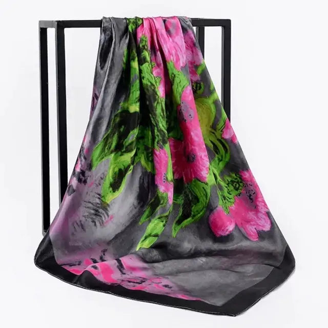 Écharpe en soie élégante pour femme - Luxueuse et polyvalente