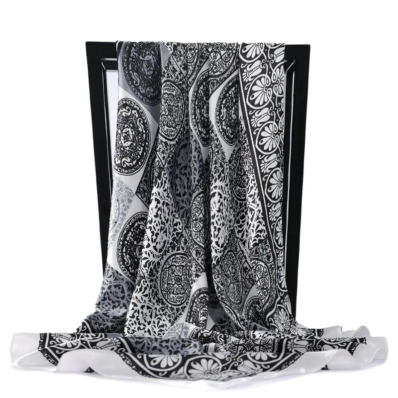 Écharpe en soie élégante pour femme - Luxueuse et polyvalente