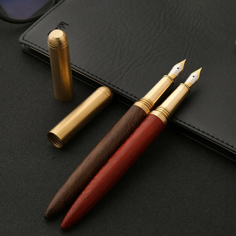 Elegant Wood Fountain Pen - Sleek & Sophisticated