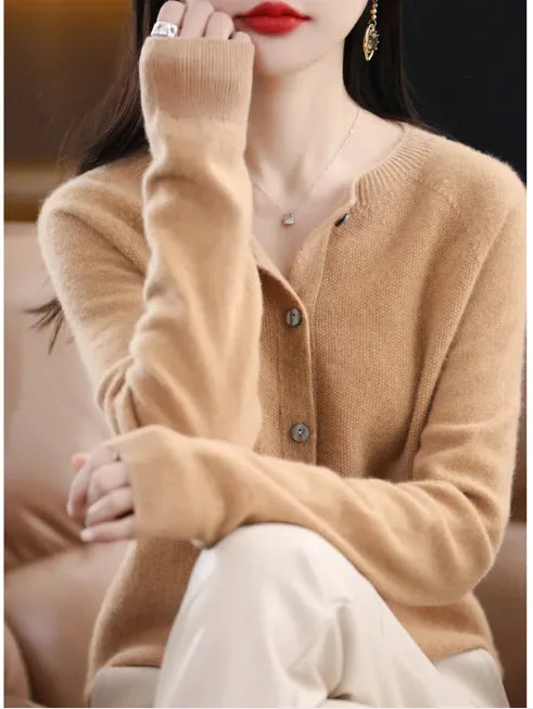 Chic Women's Wool Cardigan - Elegant & Comfy