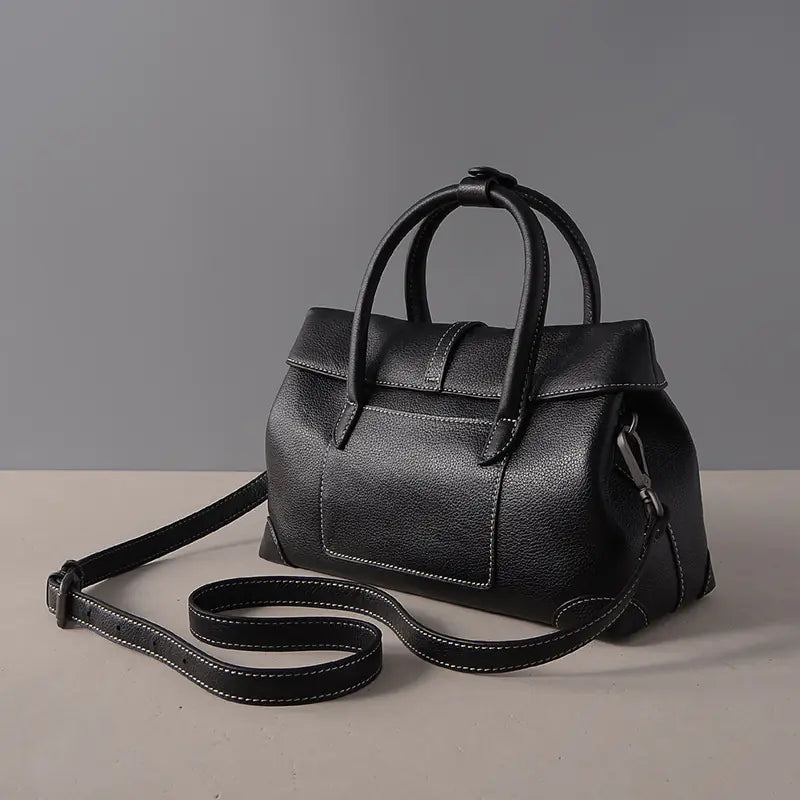 Chic Urban Shoulder Bag for Women in PU Leather