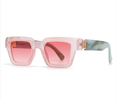 Lunettes de soleil rétro chics pour femmes - Des lunettes colorées et élégantes