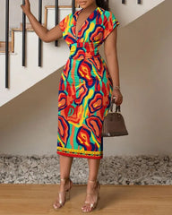 Robe mi-longue moulante imprimée à col en V pour femme