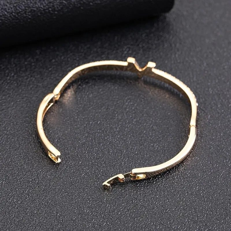 Geometric Nail Bracelet with Zircon Rhinestones