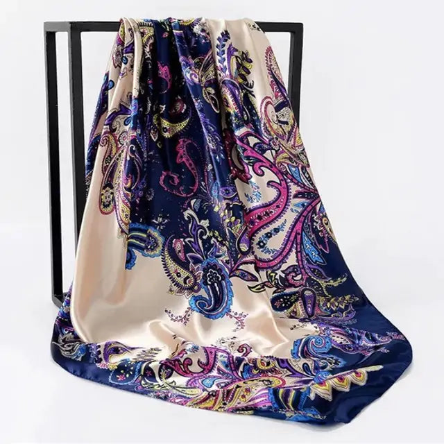 Écharpe en soie élégante pour femme - Luxueuse et polyvalente