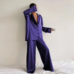 Elegant Women's Oversized Pajamas - Luxurious Comfort