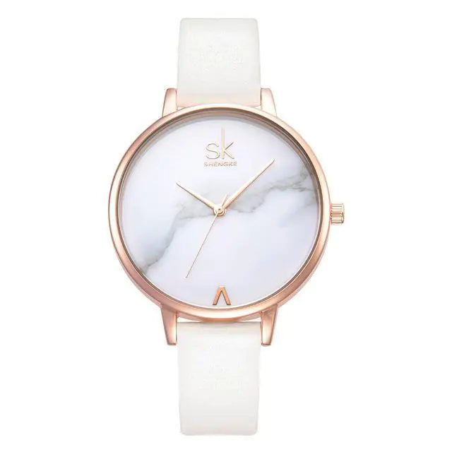 Montre élégante pour femme - Élégance et style intemporels