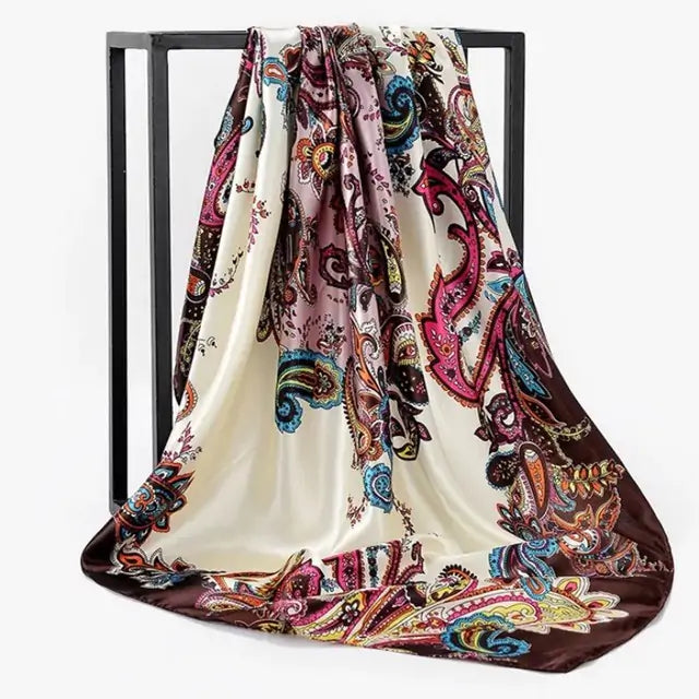 Écharpe en soie élégante pour femme - Luxueuse et polyvalente