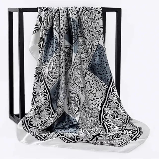 Écharpe en soie élégante pour femme - Luxueuse et polyvalente