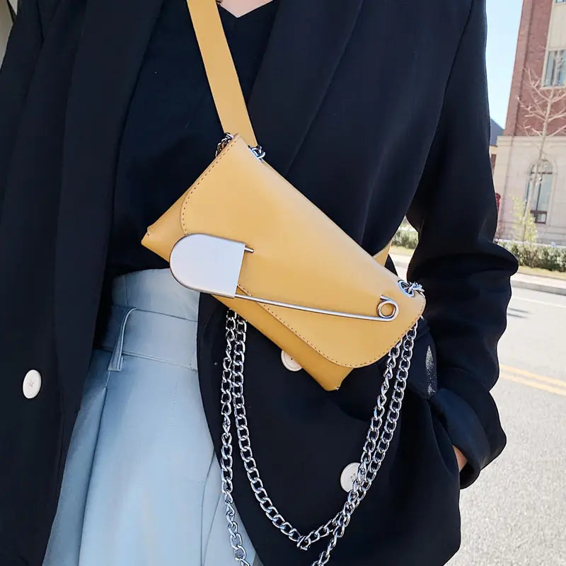 Chic Women's Crossbody Bag with Adjustable Chain Strap