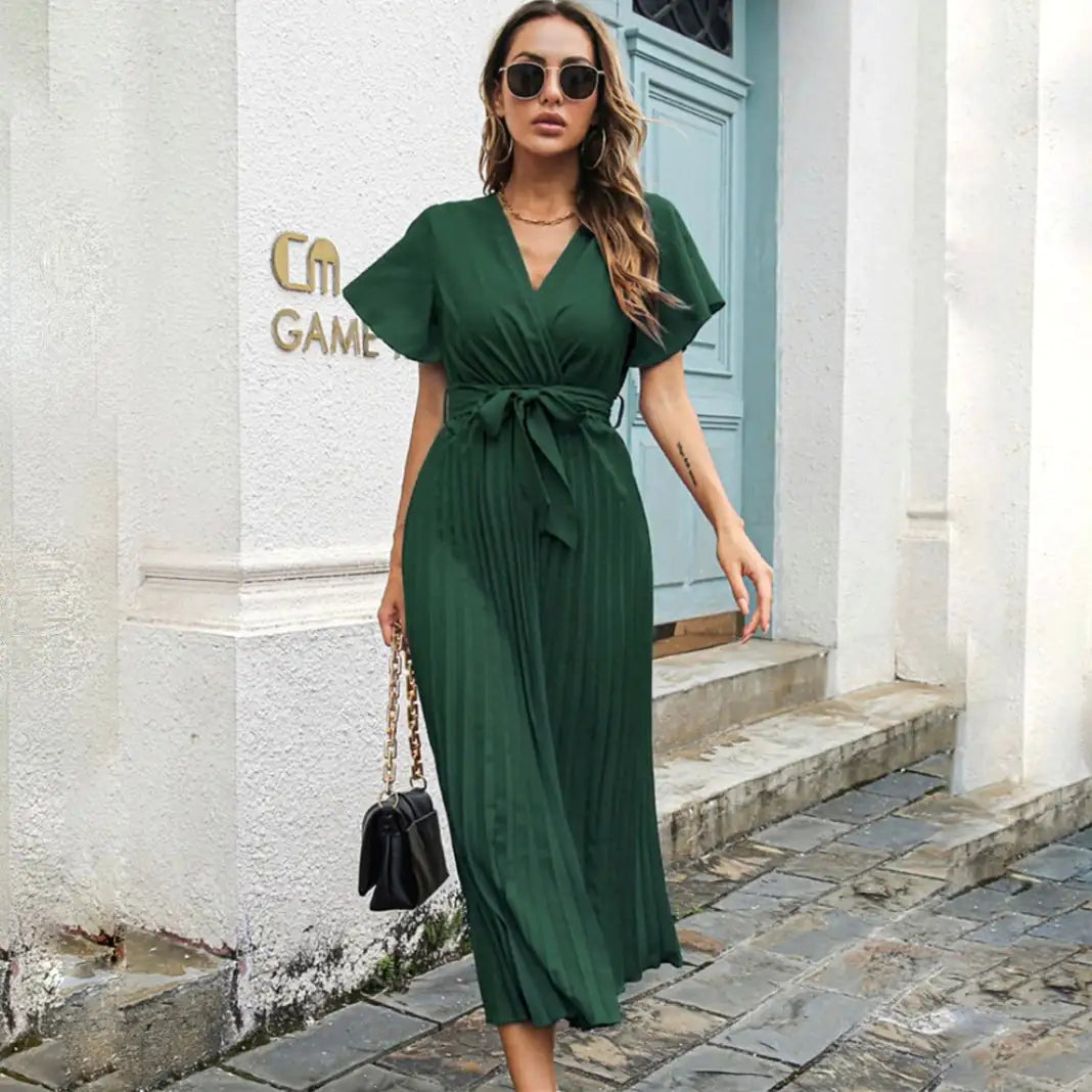 Robe mi-longue plissée chic Diana - Élégance à manches courtes