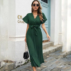 Robe mi-longue plissée chic Diana - Élégance à manches courtes