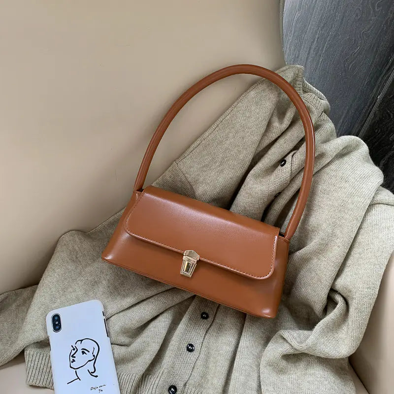 Chic Western Style Underarm Bag in PU Leather